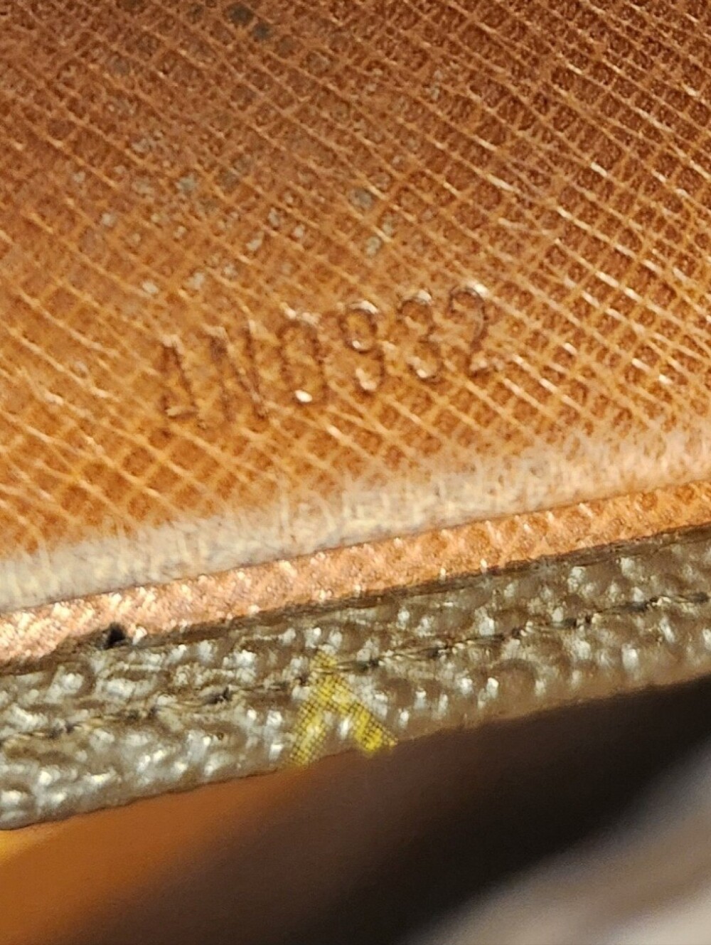 Louis Vuitton Vintage Elise Monogram Compact Wallet - Picture 15 of 15